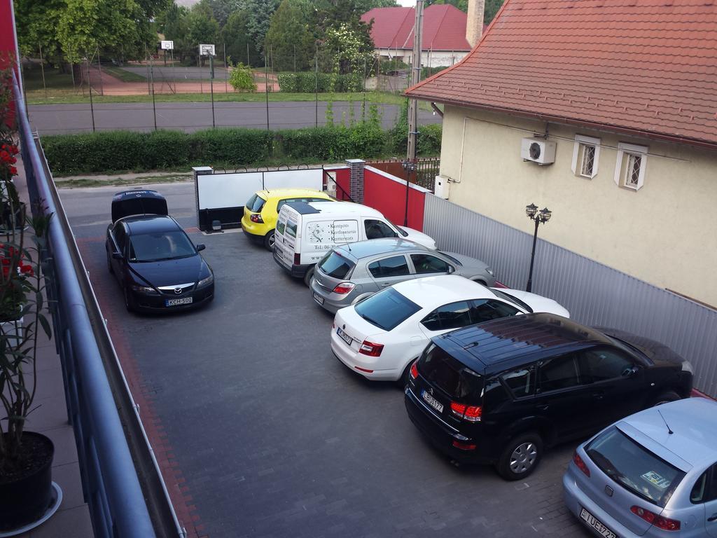 Box Vendeghaz Hotell Nagykáta Eksteriør bilde